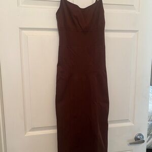 Sleeveless Burgundy Midi Dress